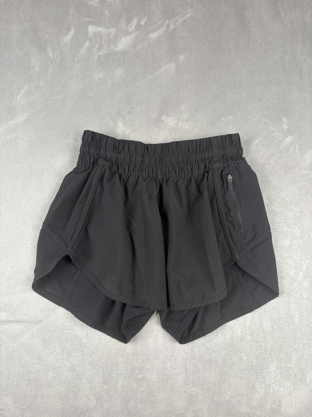 Lululemon Women's Size 4 Black Layered Running Shorts - Picture 2 of 10